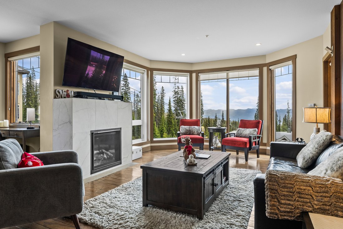 Condo in Beaverdell, British Columbia, Canada 3 - 18326150