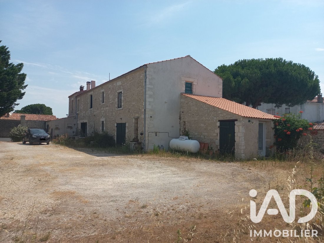 House in Saint-Georges-d'Oleron, Nouvelle-Aquitaine, France 5 - 18283292