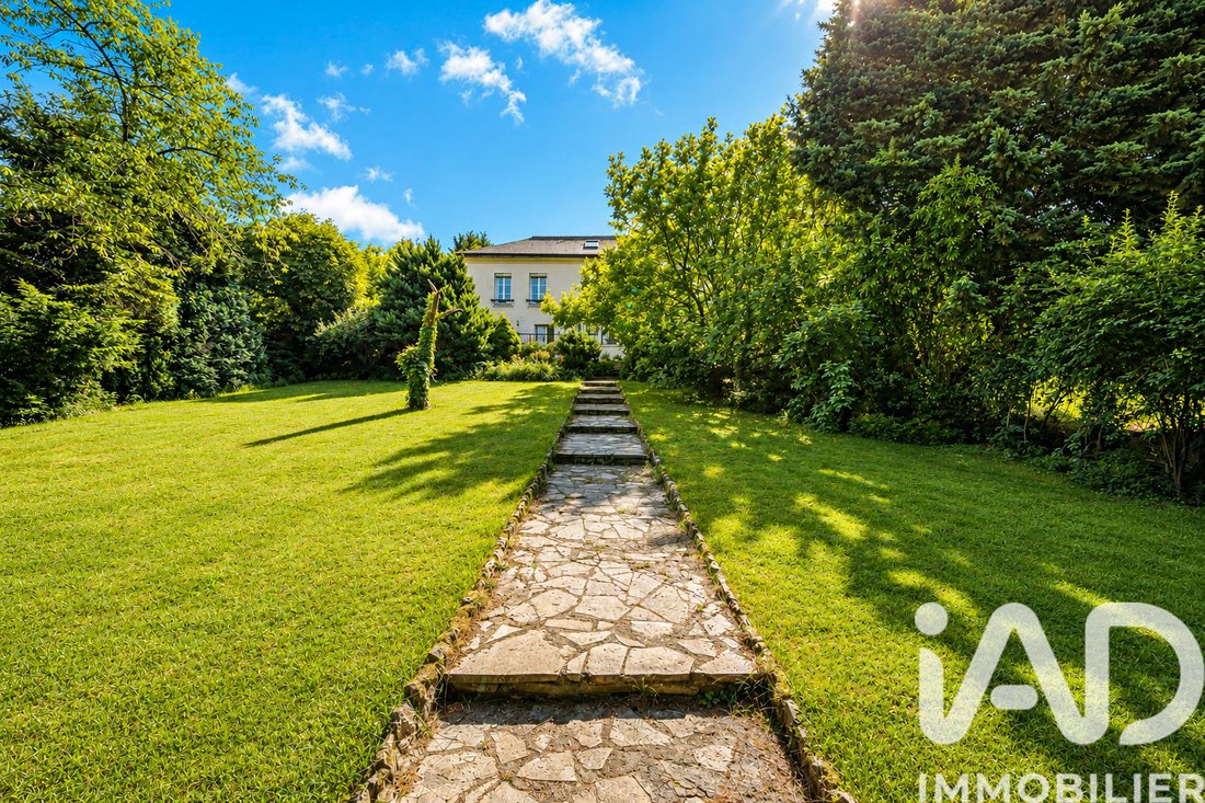 House in Centre Montmorency, Montmorency, France 1 - 18169555