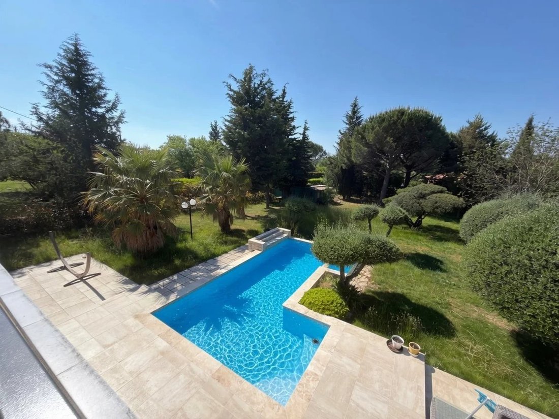 Villa in Saint-Cézaire-sur-Siagne, Provence-Alpes-Côte d'Azur, France 2 - 18325337