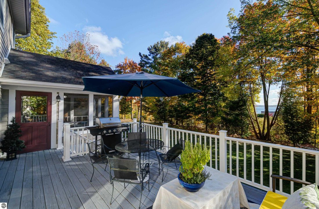 House in Traverse City, Michigan, United States 4 - 18325765
