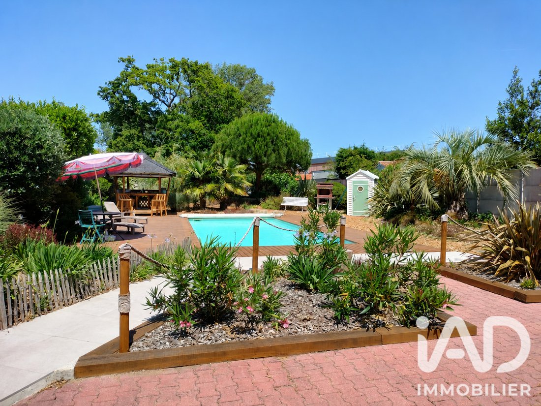 House in Arrondissement of Les Sables-d'Olonne, Pays de la Loire, France 1 - 17445773