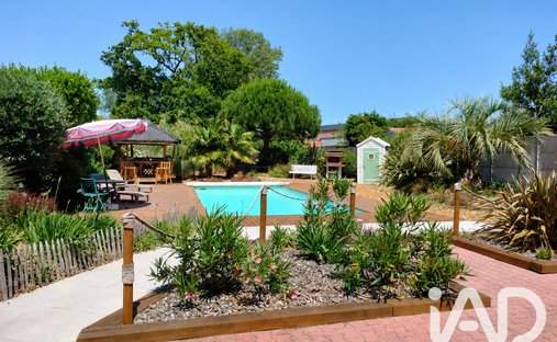 House in Arrondissement of Les Sables-d'Olonne, Pays de la Loire, France 1