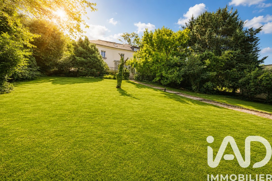House in Centre Montmorency, Montmorency, France 2 - 18169555