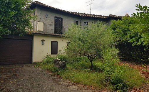 Villa in Campagnano di Roma, Lazio, Italy 1