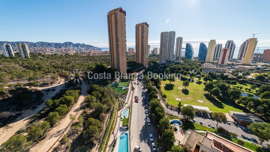 Apartment in Benidorm, Valencian Community, Spain 5 - 18326257