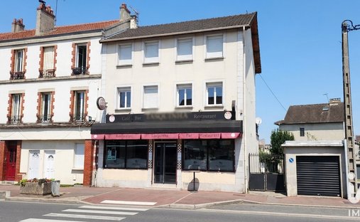 Liegeard-Montesquieu, Livry-Gargan, France 1