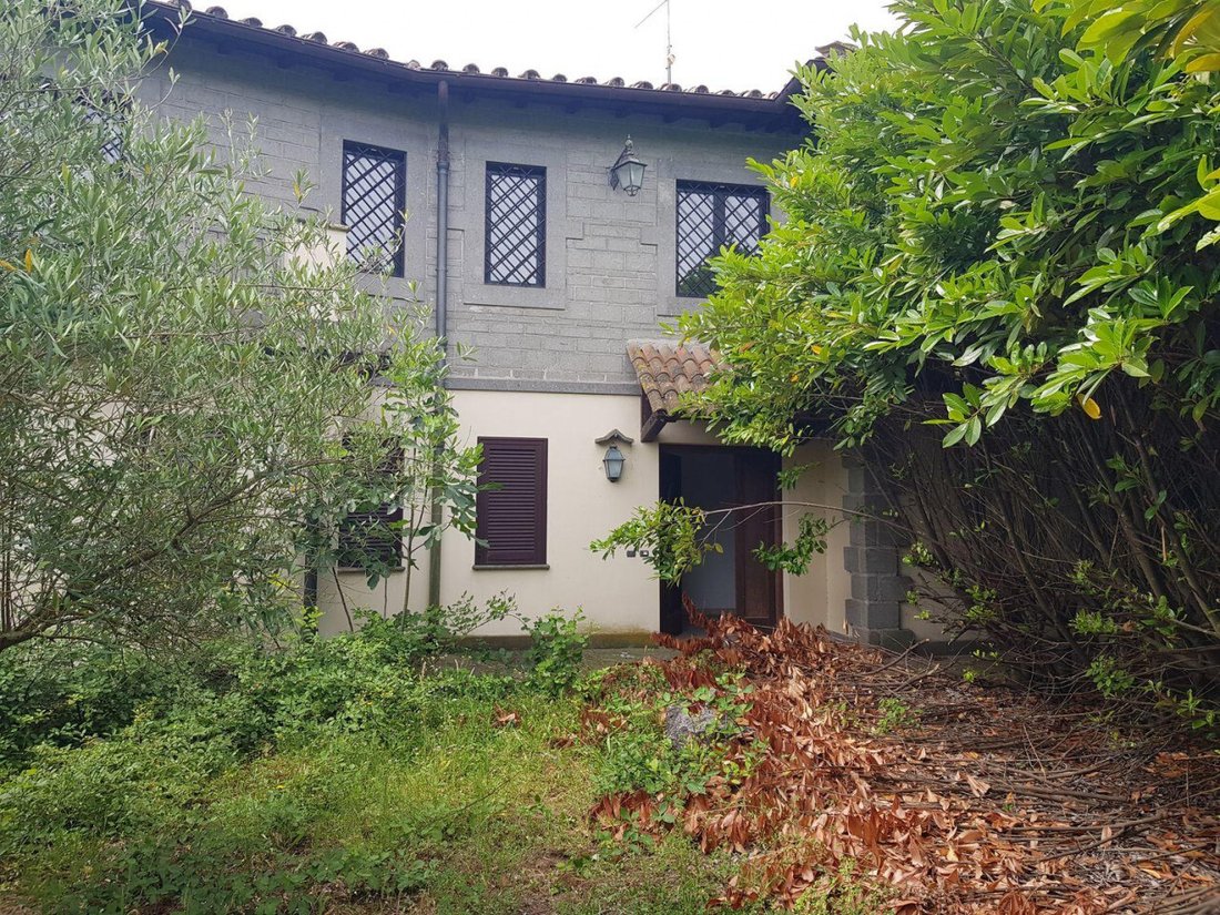 Villa in Campagnano di Roma, Lazio, Italy 2 - 18326035
