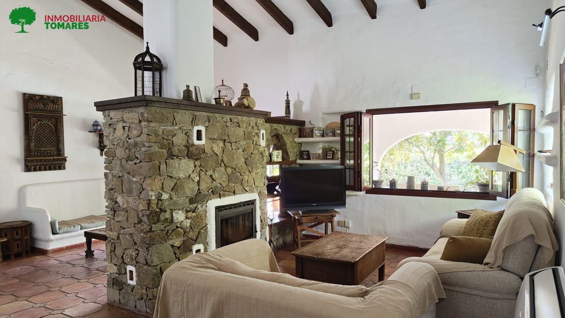 Chalet in Tomares, Andalusia, Spain 1 - 18326231