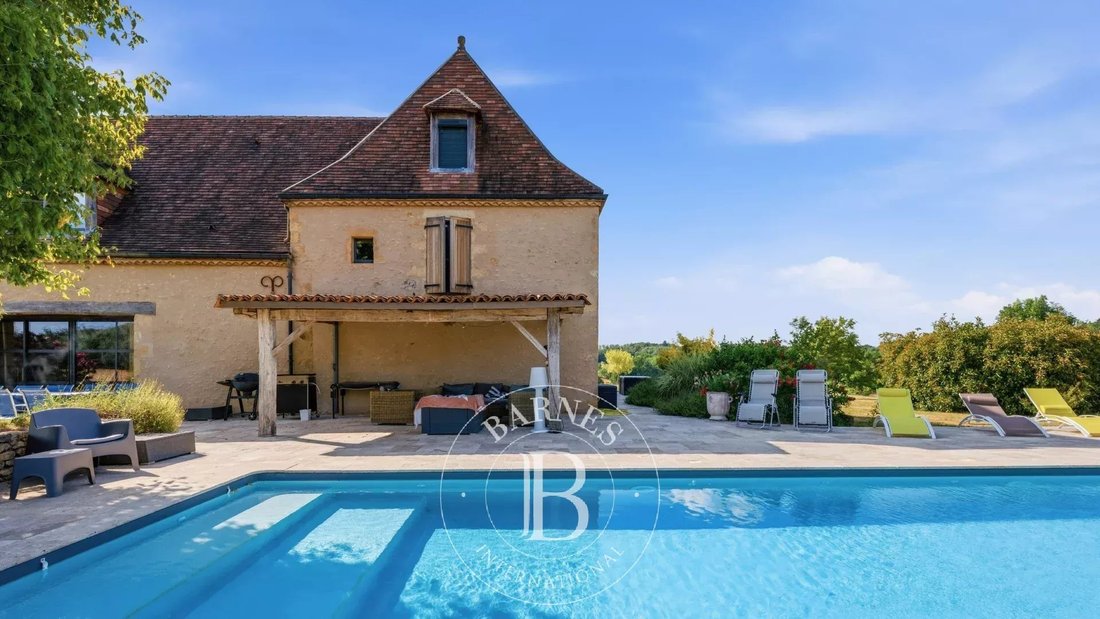 Estate in Sainte-Alvere, Val de Louyre et Caudeau, France 2 - 18325587