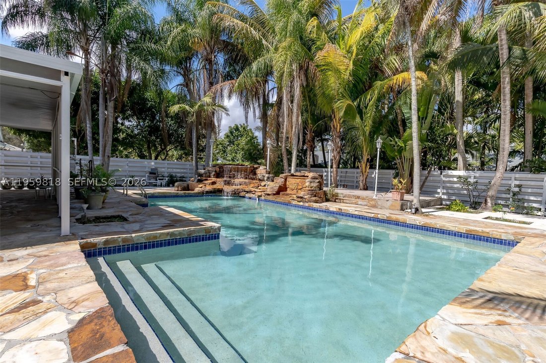House in Miami, Florida, United States 5 - 17309060