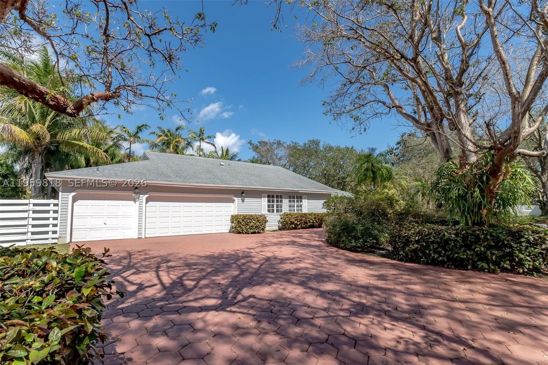 House in Miami, Florida, United States 1 - 17309060