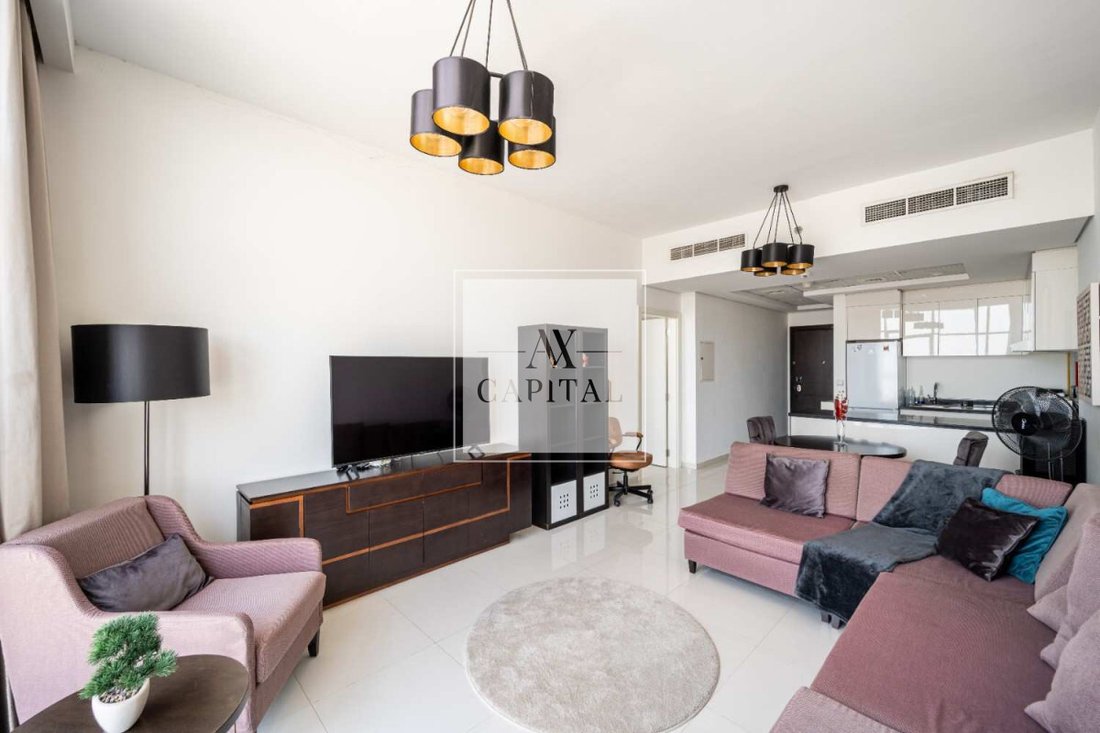 Apartment in Ras Al Khor Industrial Area, Dubai, United Arab Emirates 3 - 18325644