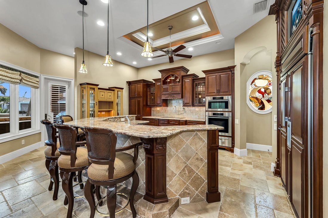 Maison à Marco Island, Floride, États-Unis 3 - 18326299