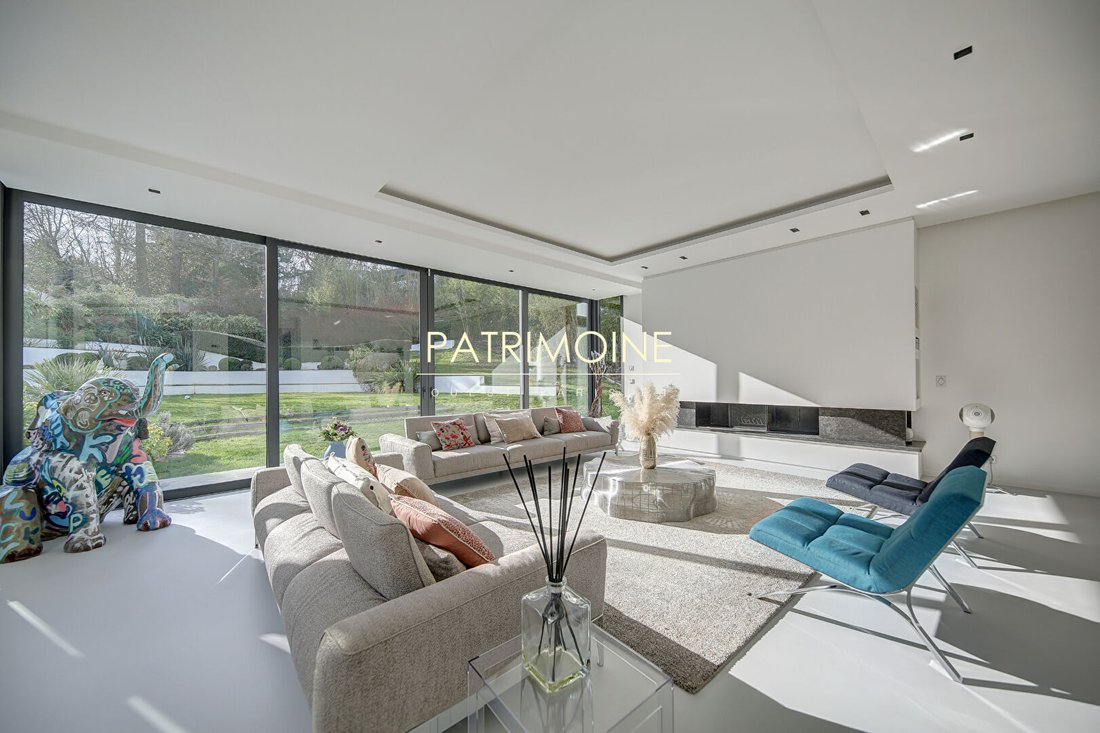 Villa in Les Bures, Garches, France 5 - 18326014
