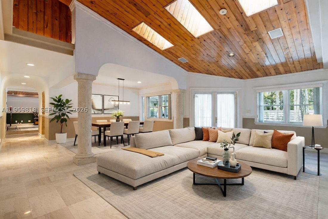 House in Miami, Florida, United States 2 - 17309060