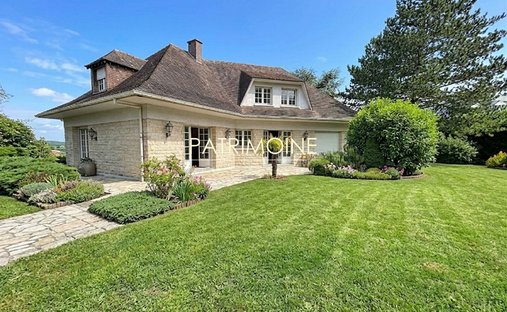 Villa in Orgeval, Ile-de-France, France 1