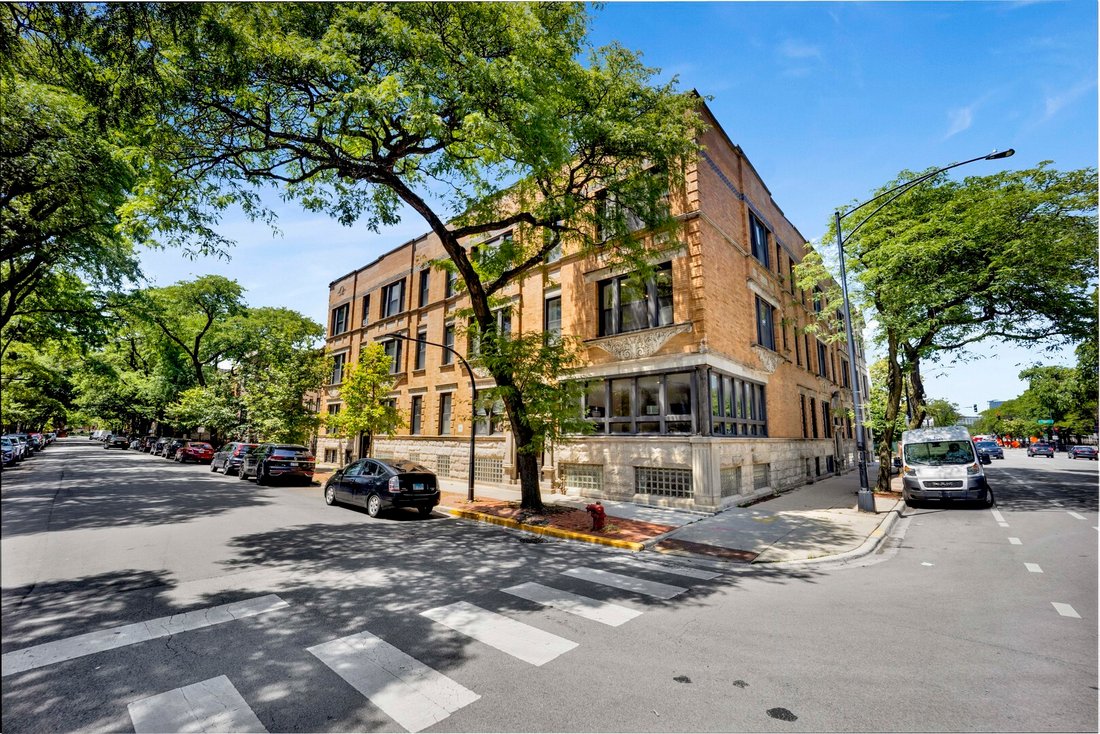 Villa in Chicago, Illinois, United States 1 - 18325757
