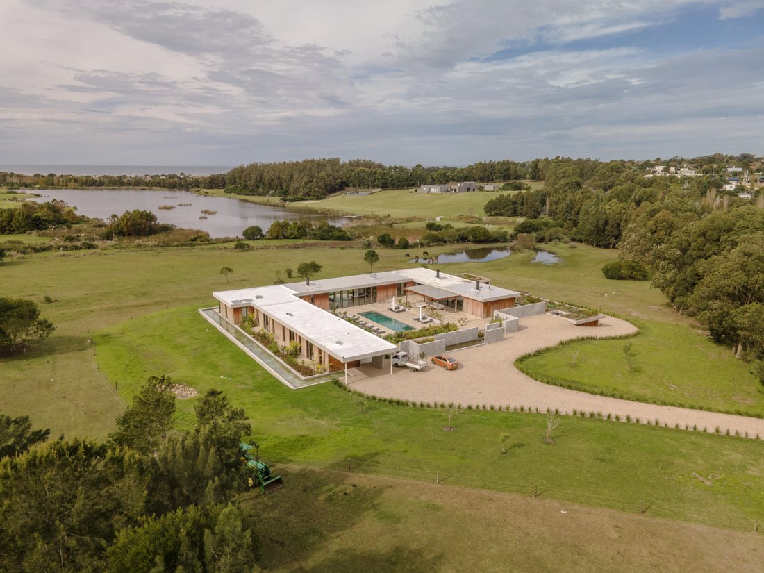 House in Balneario Buenos Aires, Maldonado Department, Uruguay 1 - 18326428