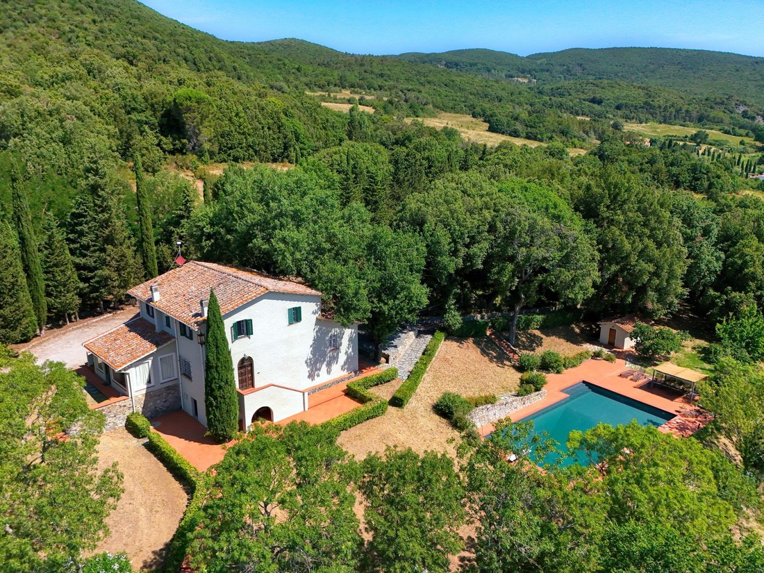 Villa in Riparbella, Tuscany, Italy 2 - 18326427