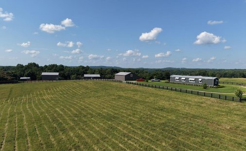 Farm Ranch in Yosemite, Kentucky, United States 1