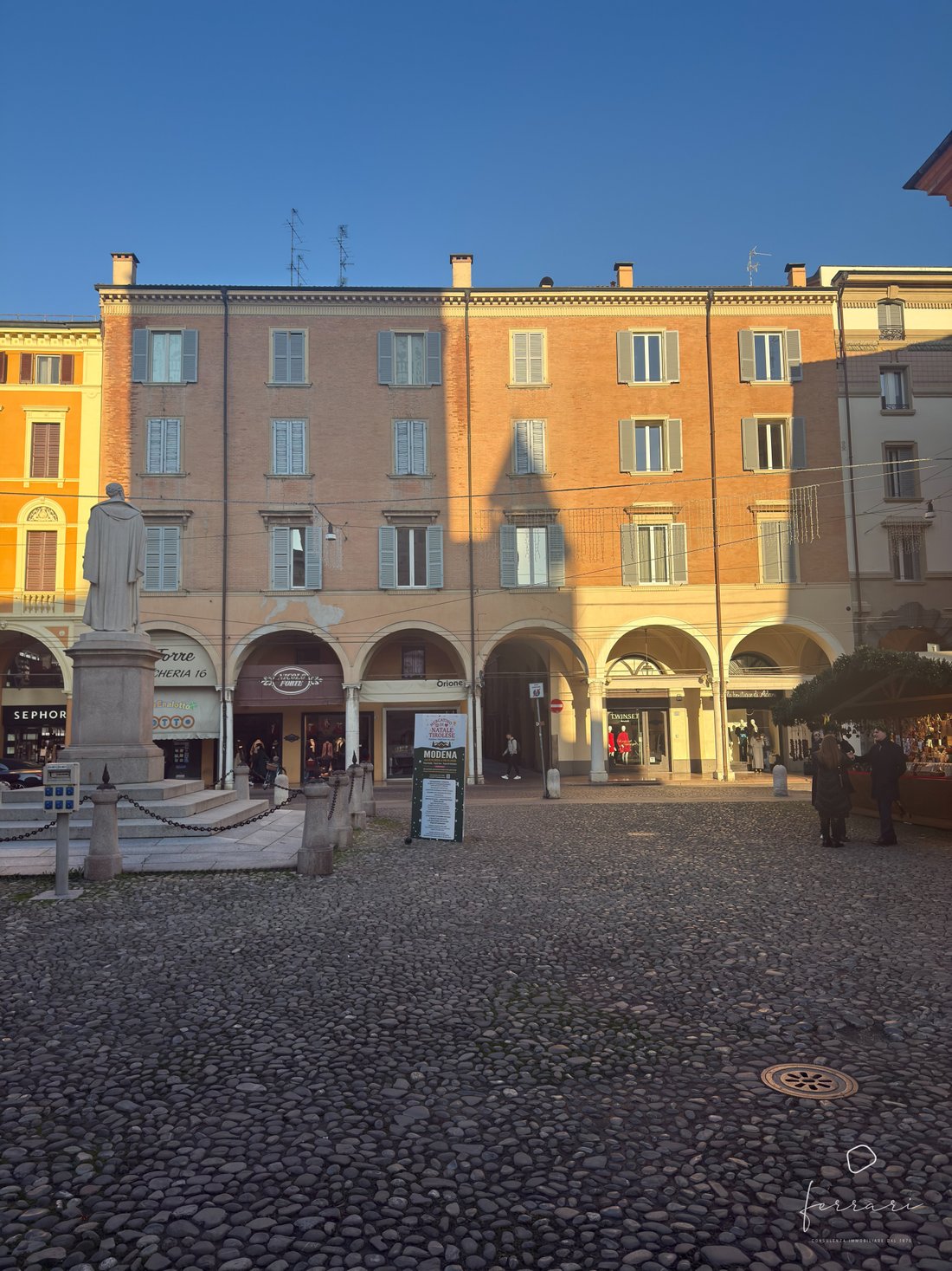 Apartment in Historic Center, Modena, Emilia-Romagna 5 - 18326515