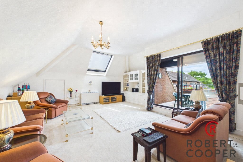 Apartment in Pinnerwood Park, Hillingdon, England 2 - 18326710