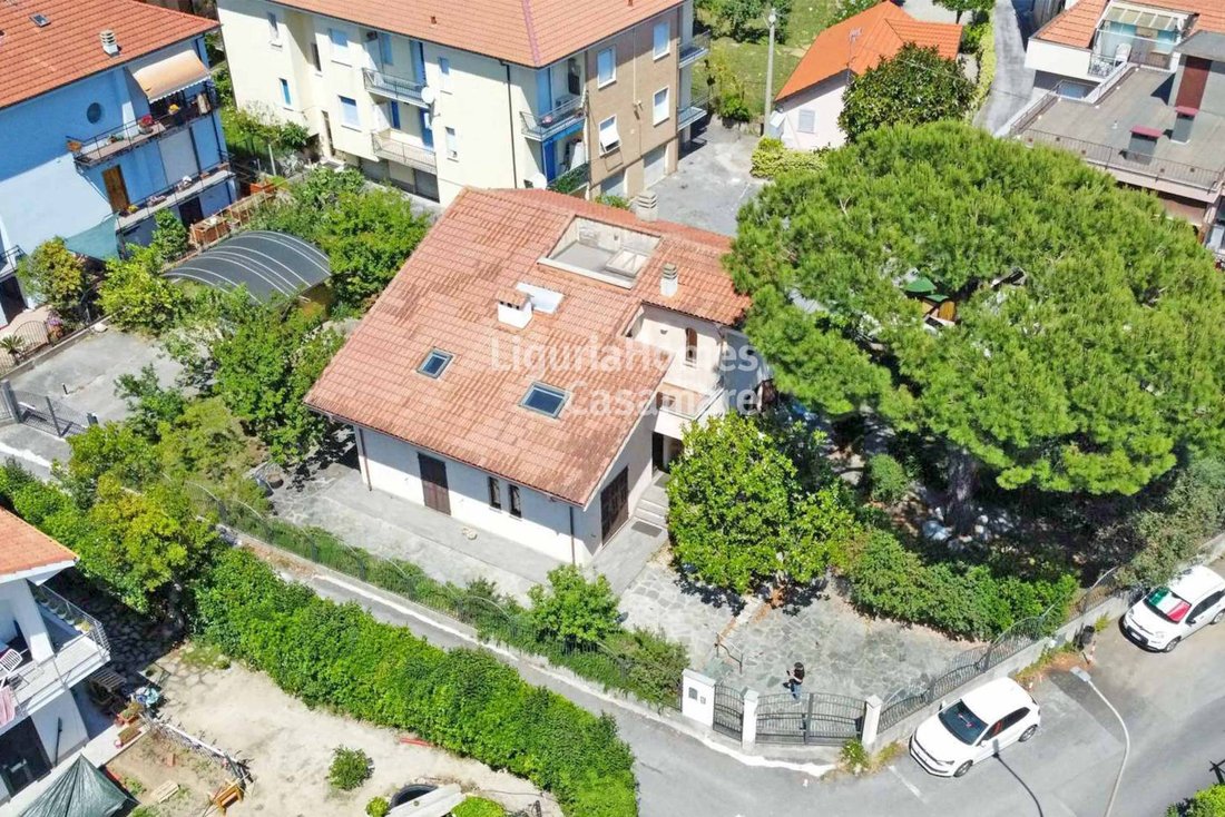 Villa in Poets - Musicians - Fornaci, Loano, Liguria 2 - 18331742