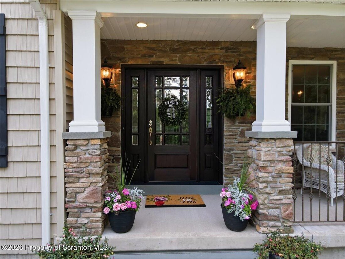 House in Clarks Summit, Pennsylvania, United States 2 - 18330393
