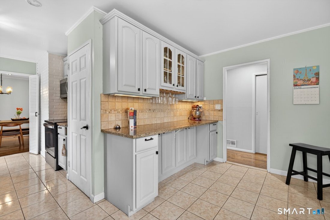 House in Stamford, Connecticut, United States 2 - 18326747