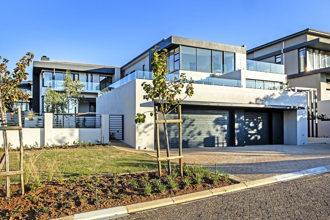House in East-Rural, Cape Town, South Africa 2 - 18331709