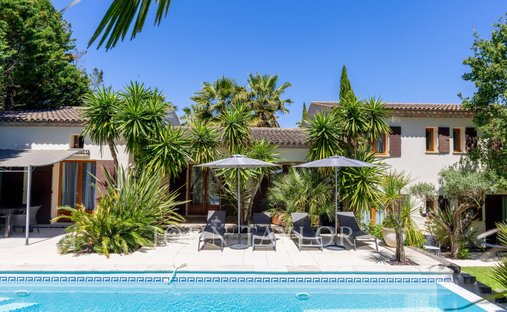 Villa in Grimaud, Provence-Alpes-Côte d'Azur, France 1