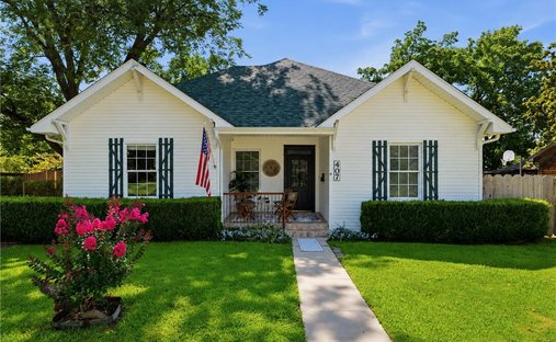 House in Cave Springs, Arkansas, United States 1