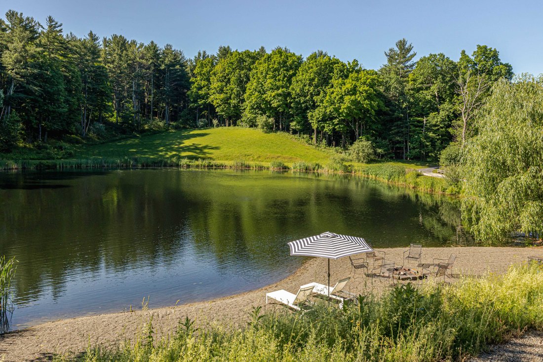 House in Hollowville, New York, United States 4 - 15850888