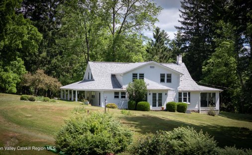 House in Craryville, New York, United States 1