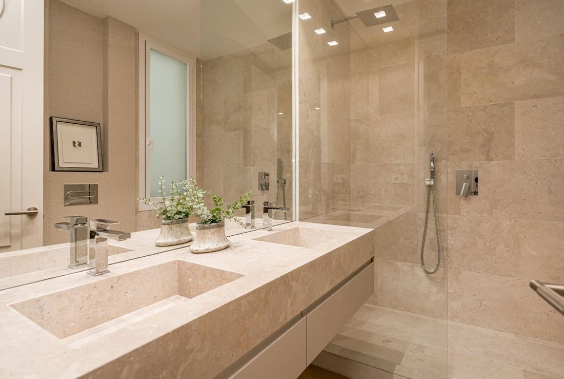 Apartment in Barrio Salamanca, Madrid, Spain 2 - 18330386
