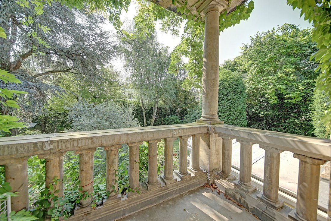 Villa in Les Coteaux de Seine, Louveciennes, France 3 - 18331988