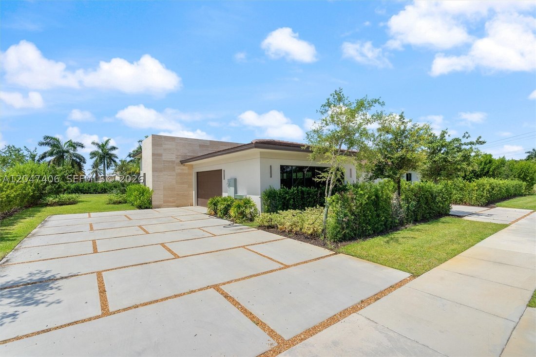 House in Davie, Florida, United States 3 - 18330648