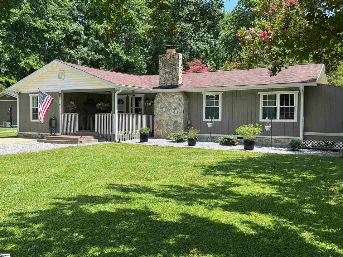 House in Pickens, South Carolina, United States 1 - 18329896