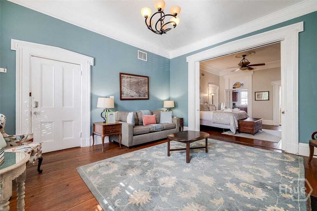 Savannah, Georgia, United States 5 - 17636427