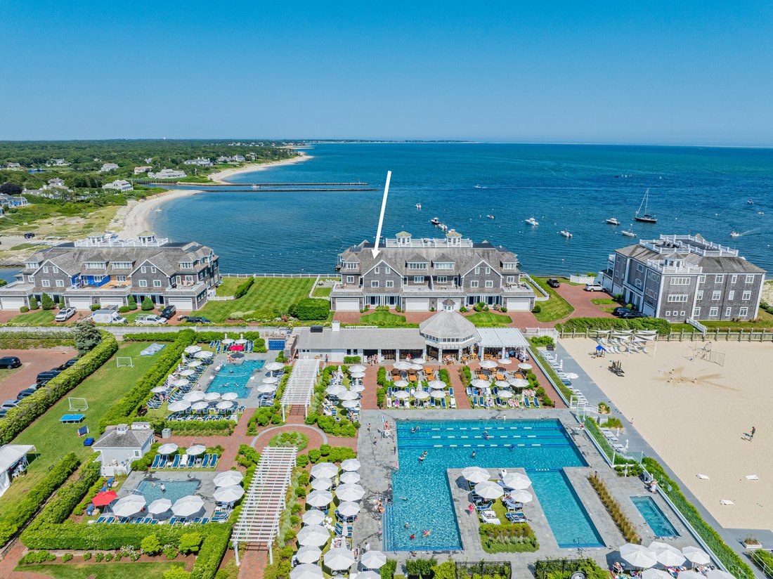 Condo in Harwich, Massachusetts, United States 1 - 18326646