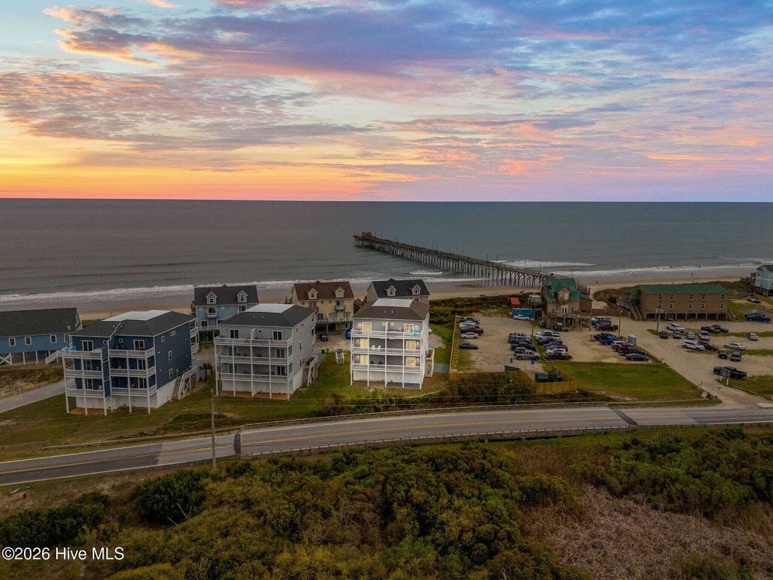 House in North Topsail Beach, North Carolina, United States 4 - 17636768