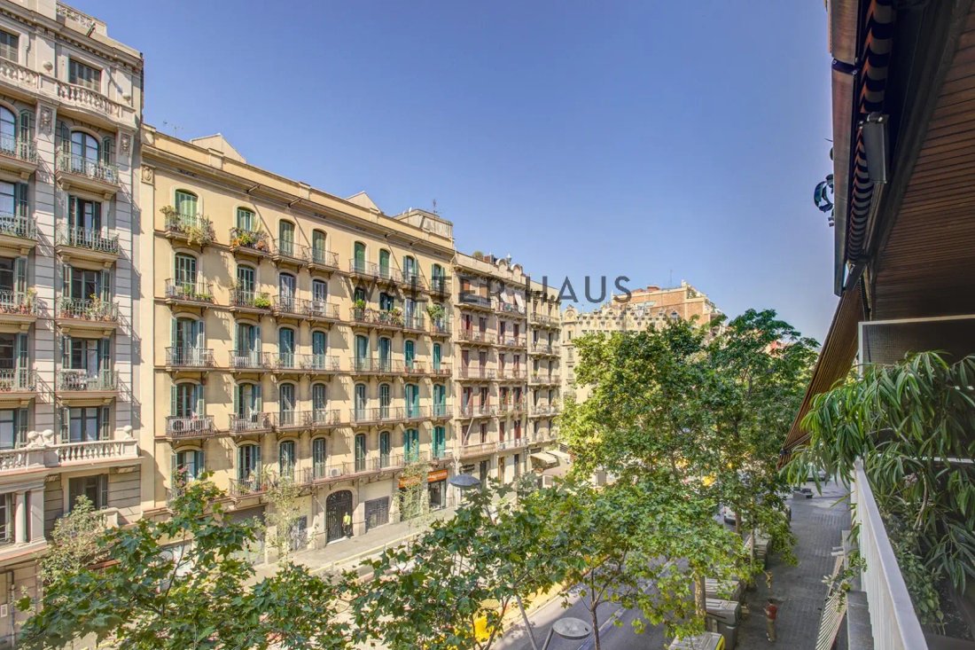 Apartment in Eixample, Barcelona, Spain 3 - 18328385