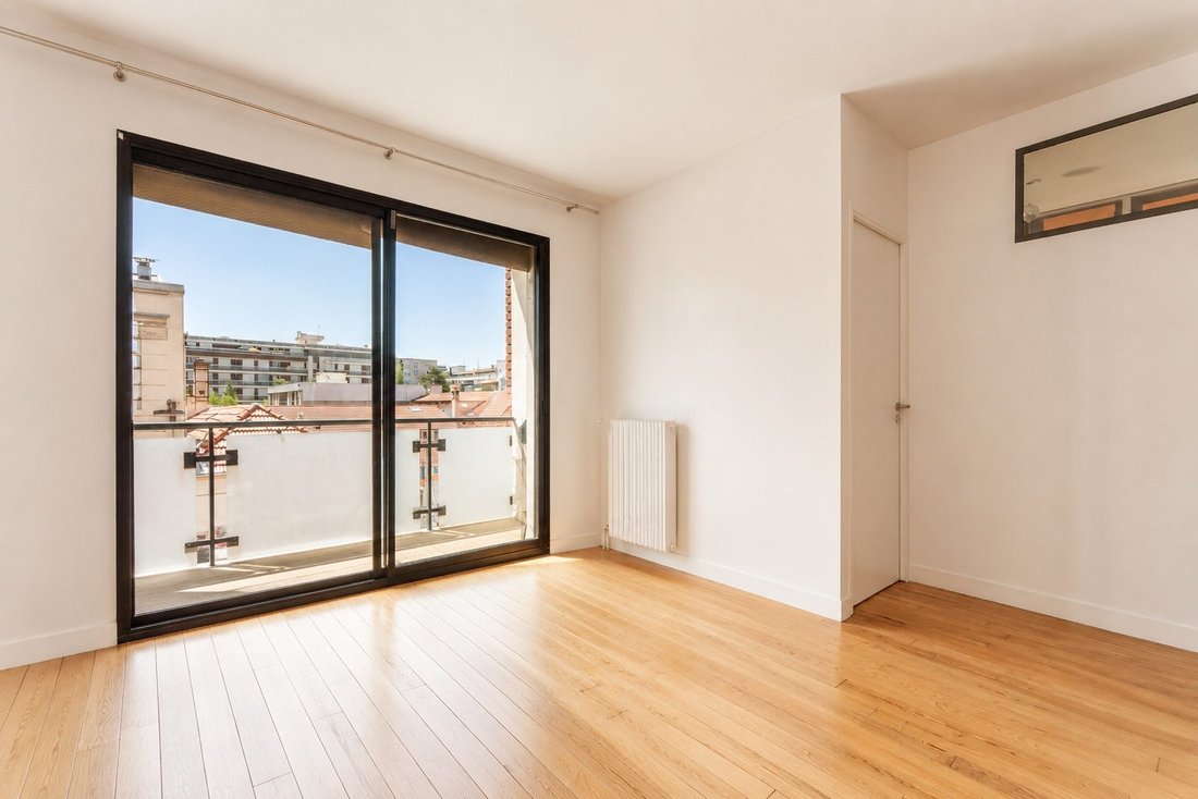Apartment in Léon-Blum Folie-Regnault, Paris 11e Arrondissement, Paris 1 - 18332268