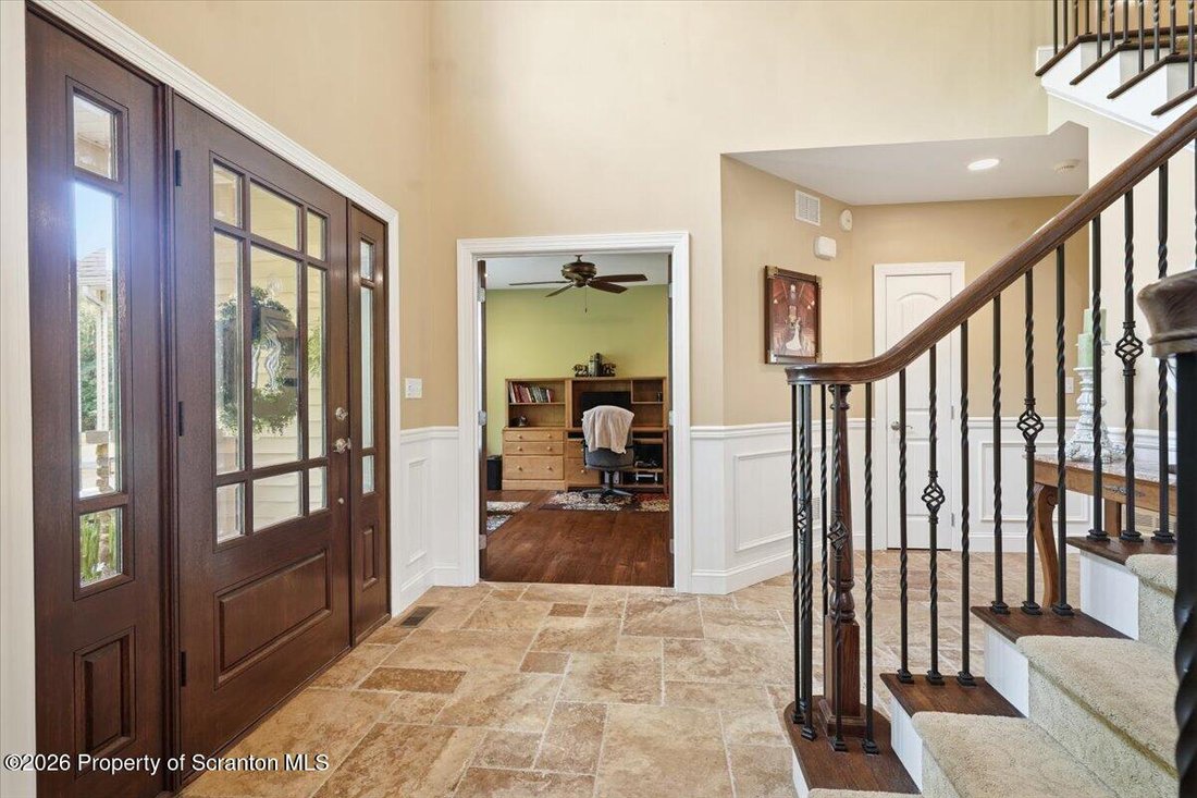House in Clarks Summit, Pennsylvania, United States 3 - 18330393