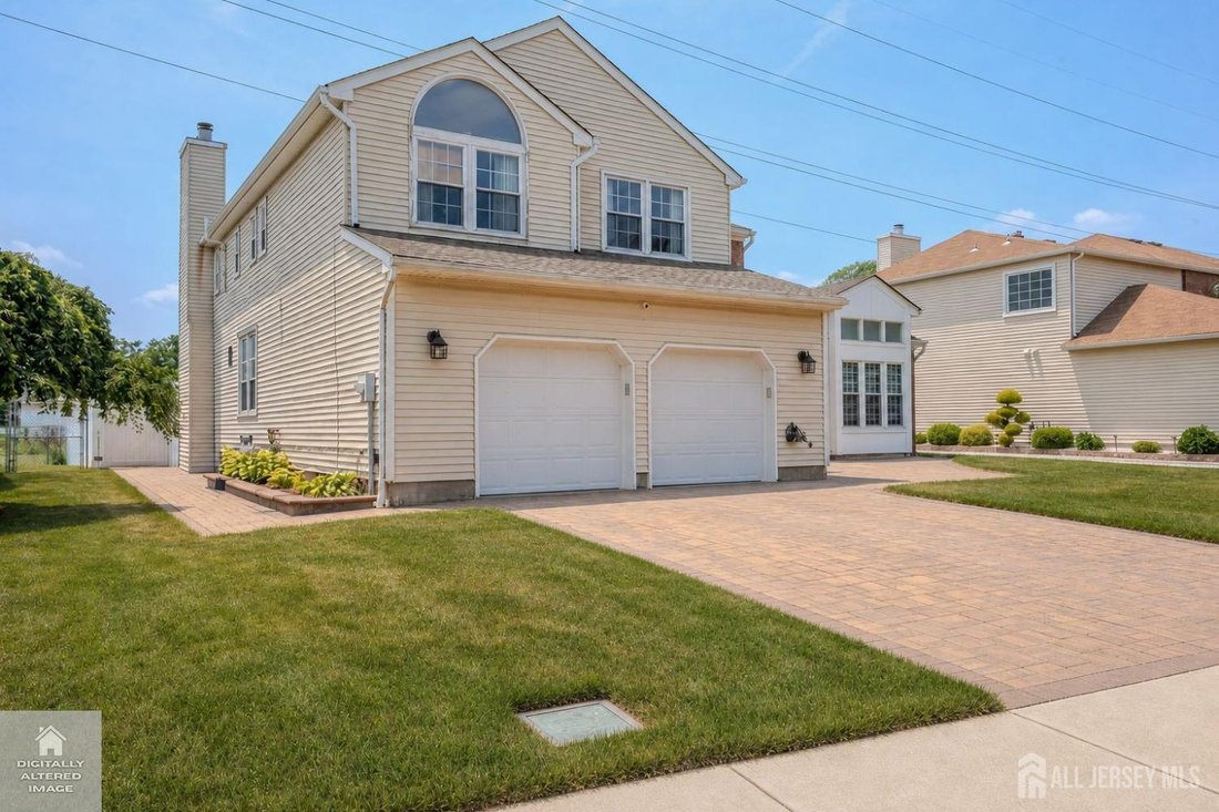 House in North Brunswick Township, New Jersey, United States 1 - 18332053