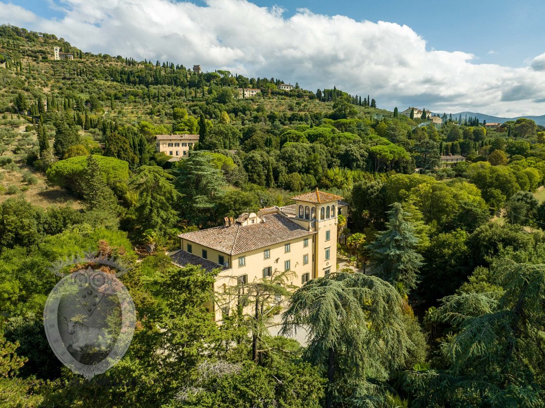 Villa in Center, Cortona, Tuscany 2 - 18329351