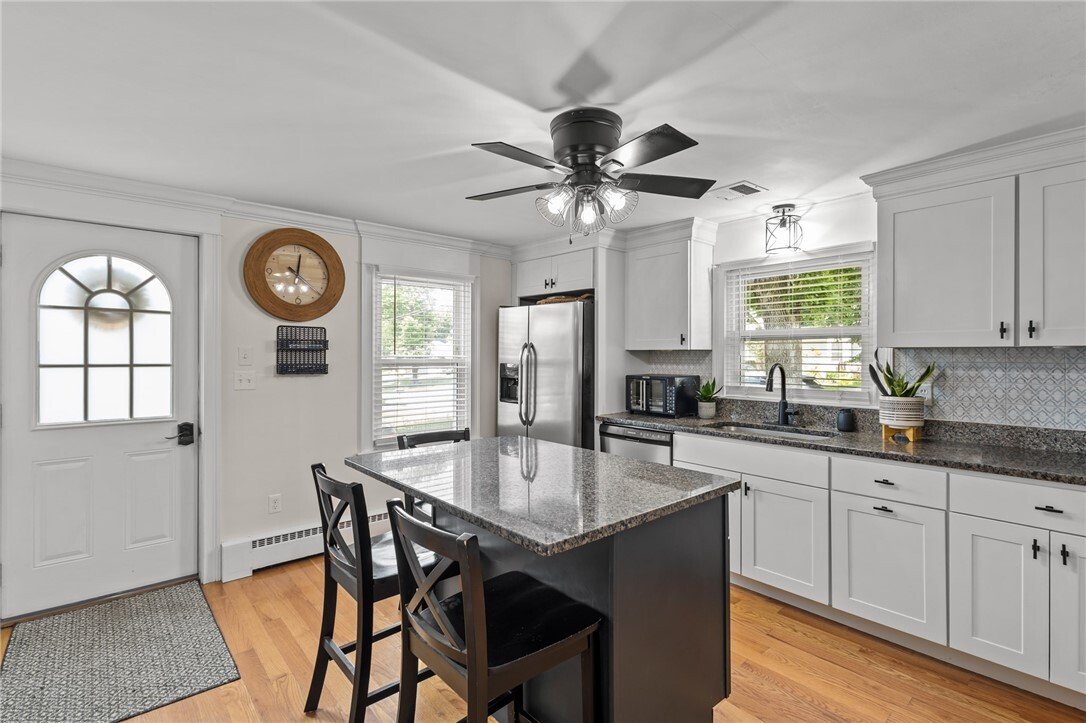 House in Cumberland, Rhode Island, United States 5 - 18329401