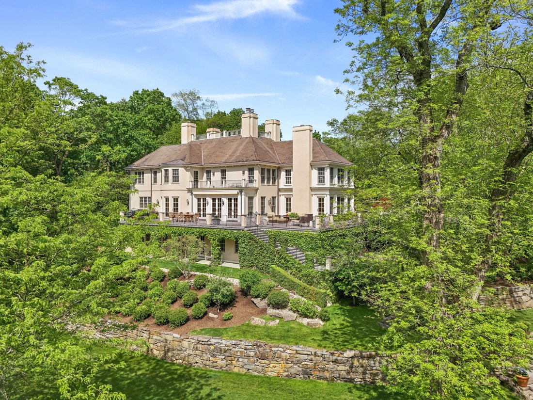 House in Greenwich, Connecticut, United States 2 - 17990193