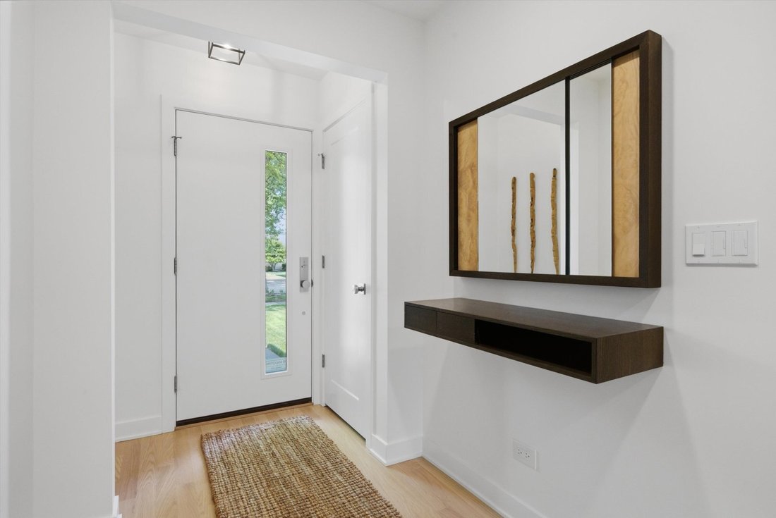House in Park Ridge, Illinois, United States 2 - 18330073